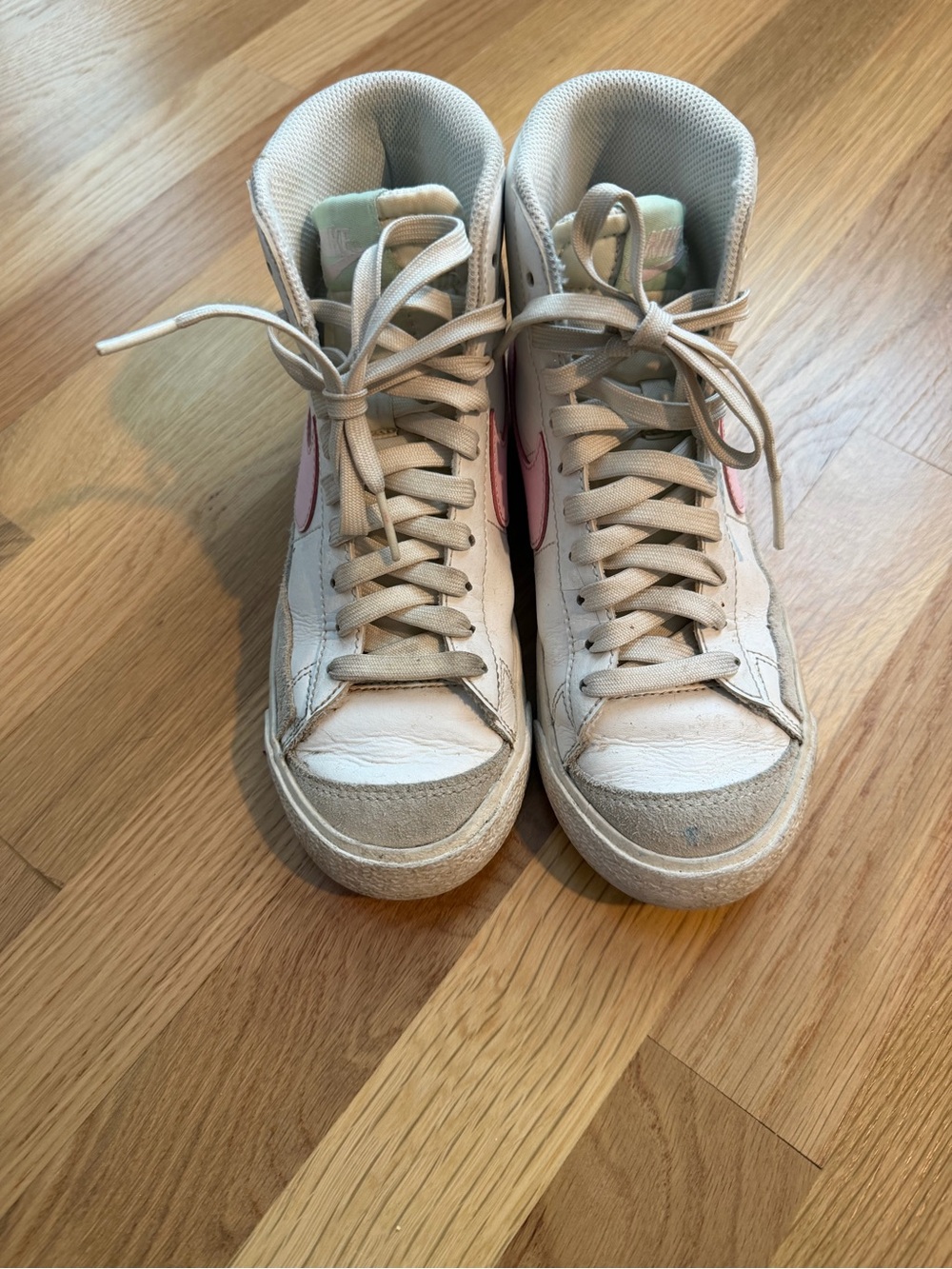 High-Top Sneakers with Pink Swoosh